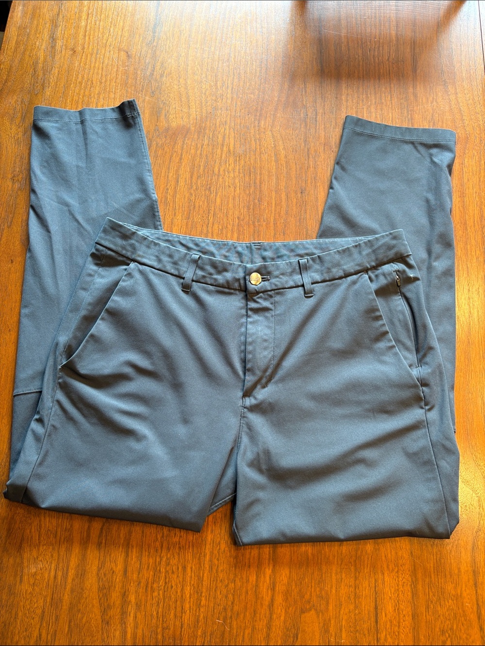 Lululemon Men's Pants in Gray